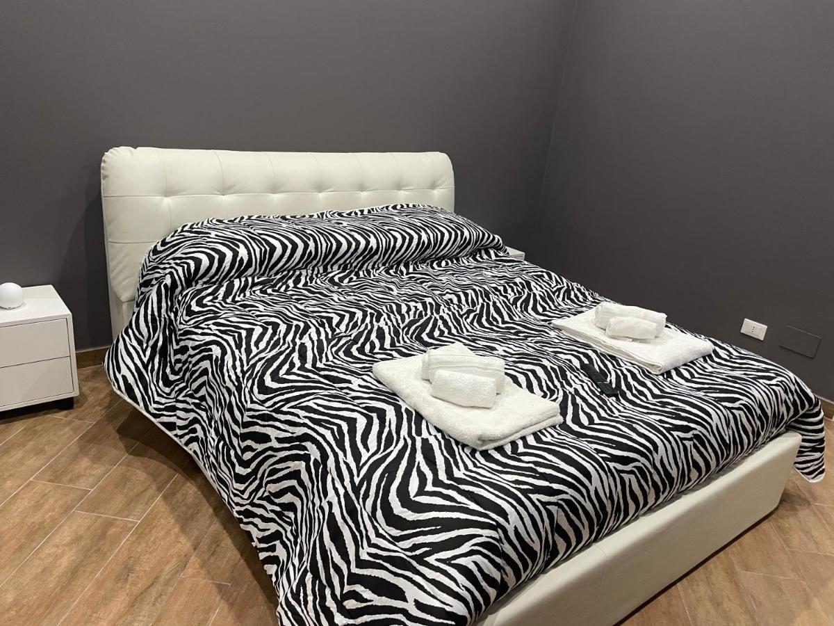 B&B Miramare Suite Borgo Таранто Экстерьер фото